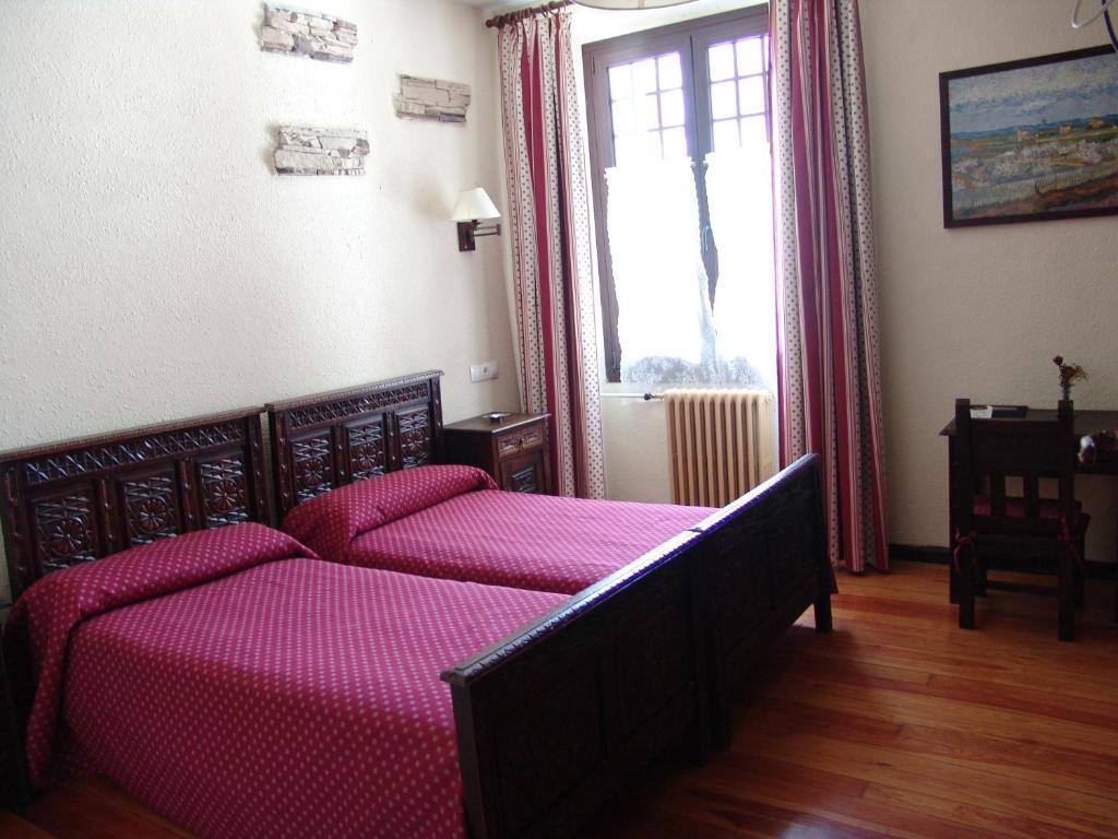 Hostal Ayestaran II Lekunberri Pokój zdjęcie