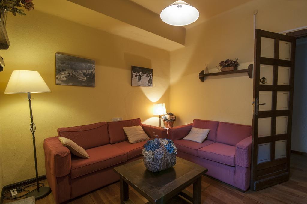 Hostal Ayestaran II Lekunberri Zewnętrze zdjęcie