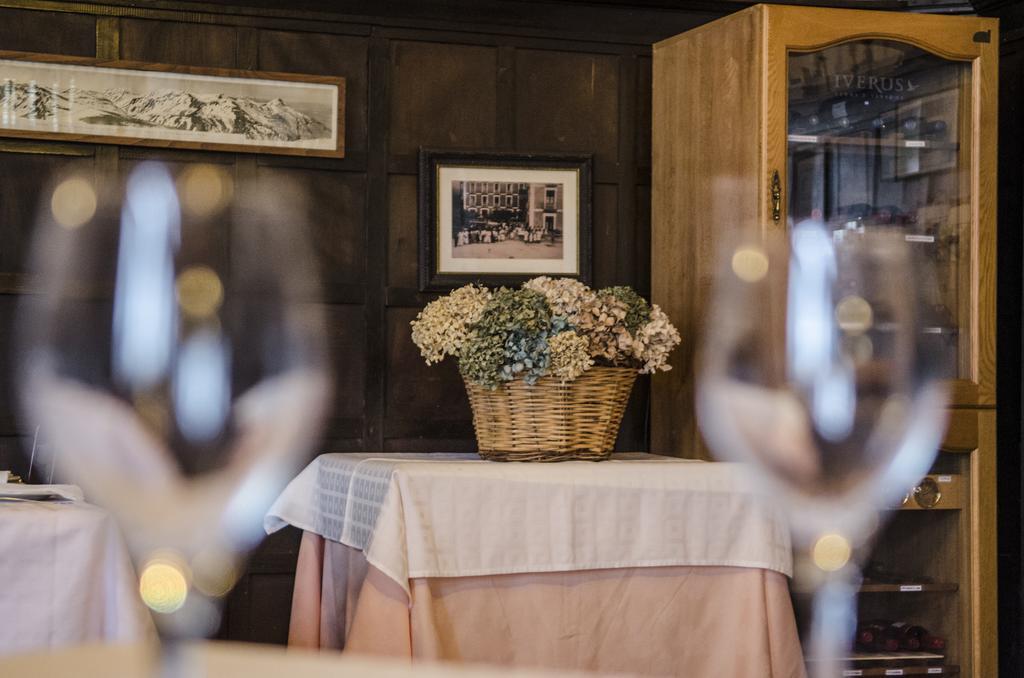Hostal Ayestaran II Lekunberri Zewnętrze zdjęcie